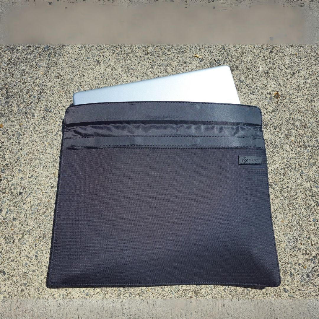 Faraday Laptop Sleeve - Ultimate Protection - SCRT - It's your choice